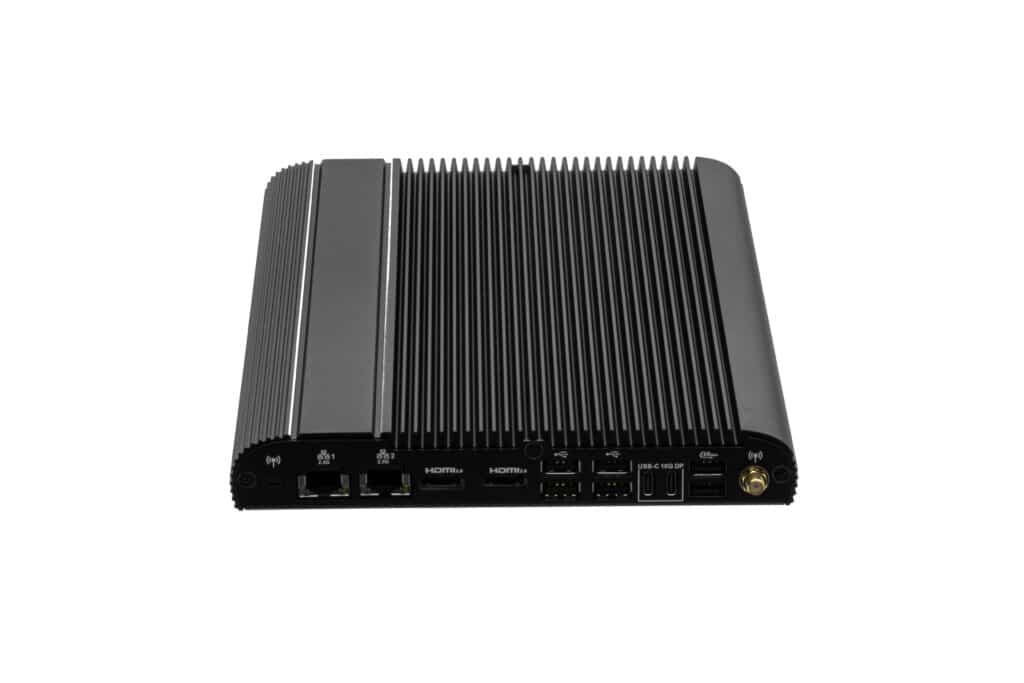 Anschlussseite der WINDBOX III Core mit Dual LAN, USB, HDMI und COM-Ports